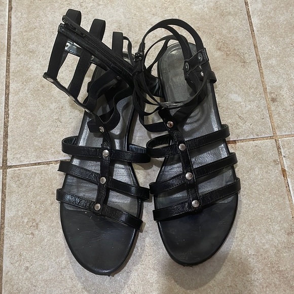 $595 Stuart Weitzman caesar gladiator shoes size 37 - Picture 3 of 9